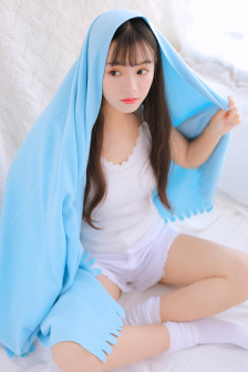 做丰满漂亮的女学生